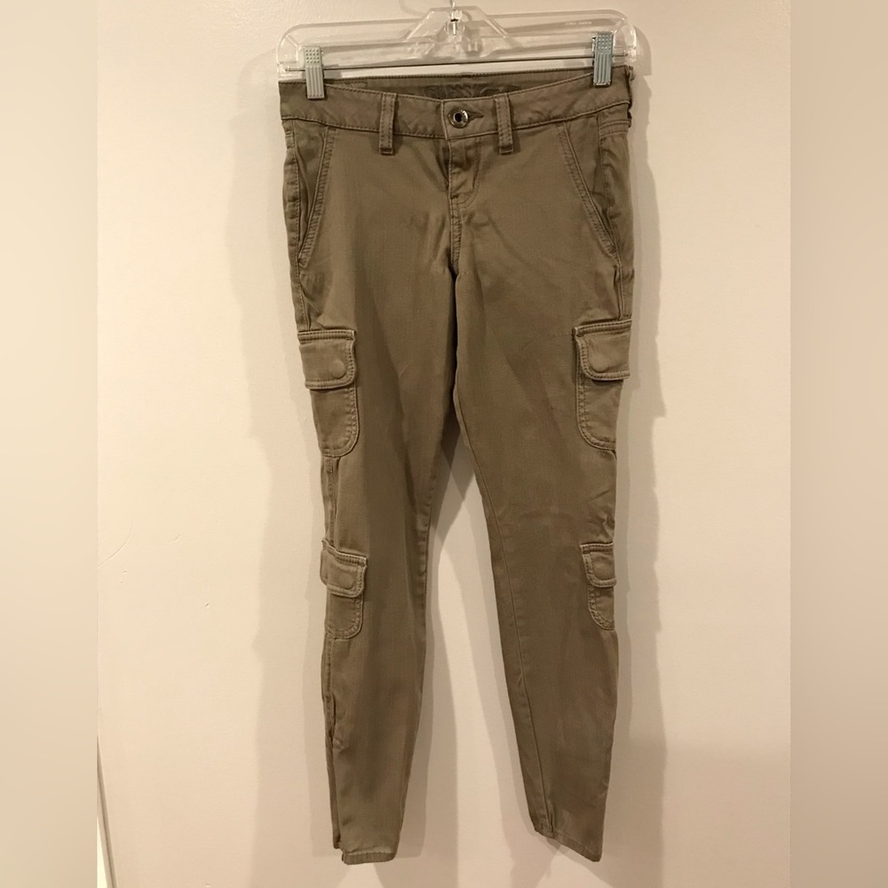 GUESS JEANS